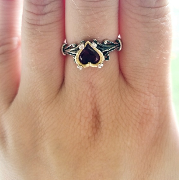 Rustic twilight heart ring - Picture 3 of 8